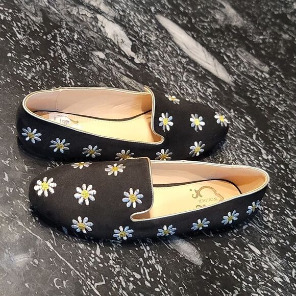 BRAND NEW C. WONDER'S FLORAL EMBROIDERED WOMEN'S  LOAFERS - Picture 7 of 16